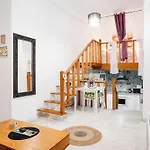 Duplex Seville-historic Center アパート
